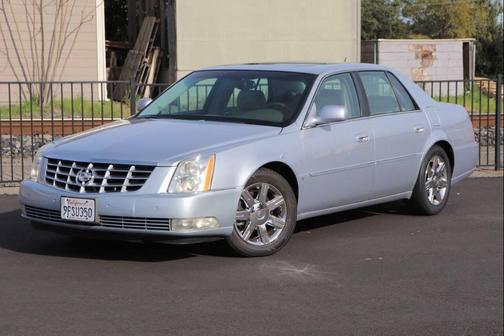 2006 Cadillac DTS Luxury