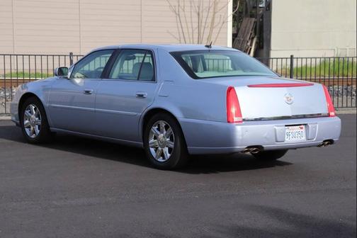 2006 Cadillac DTS Luxury