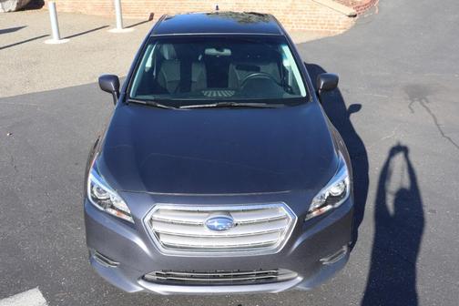 Photo 2 of 32 of 2017 Subaru Legacy 2.5i Premium