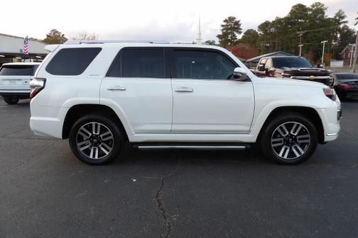 2017 Toyota 4Runner SR5