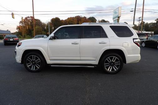 2017 Toyota 4Runner SR5
