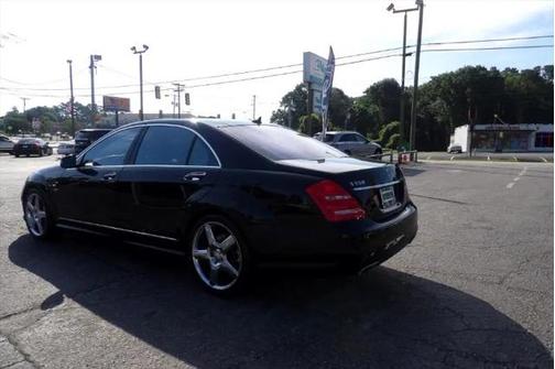 2012 Mercedes-Benz S-Class S550