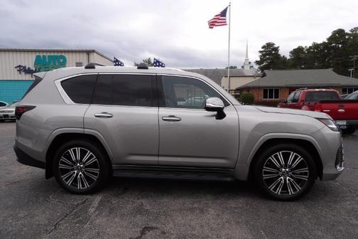 2023 Lexus LX 600 Luxury