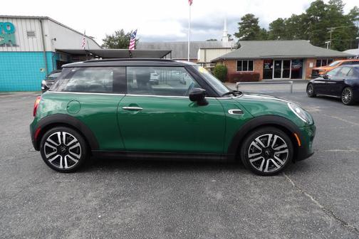 2021 MINI Hardtop Cooper