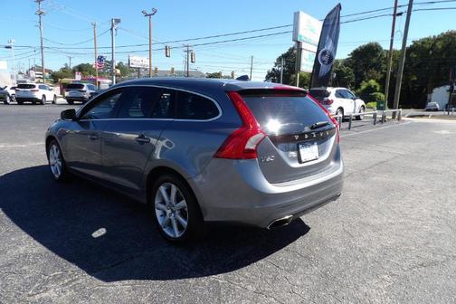 2017 Volvo V60 T5 Premier