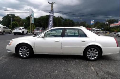 2009 Cadillac DTS 1SD