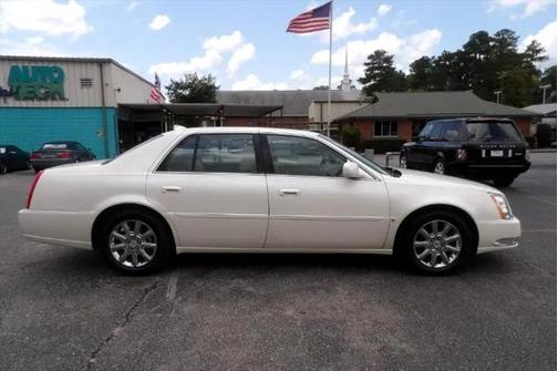 2009 Cadillac DTS 1SD