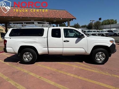 2019 Toyota Tacoma SR
