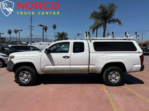 2019 Toyota Tacoma SR