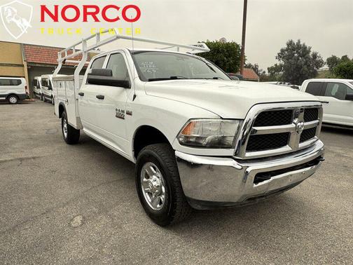 2018 RAM 3500 Tradesman Crew Cab 4x4 8' Box