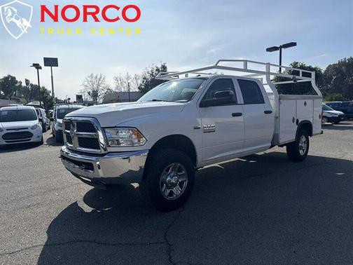 2018 RAM 3500 Tradesman Crew Cab 4x4 8' Box