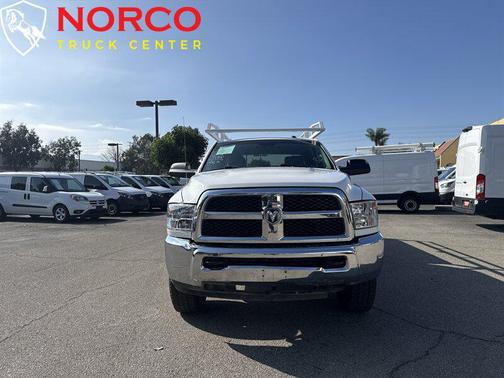 2018 RAM 3500 Tradesman Crew Cab 4x4 8' Box