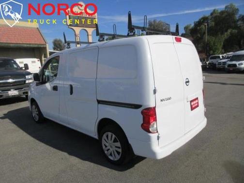 2017 Nissan NV200 SV