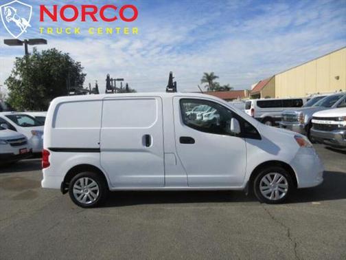 2017 Nissan NV200 SV