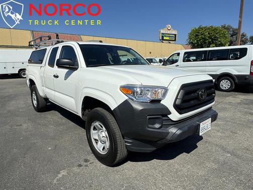 2022 Toyota Tacoma SR