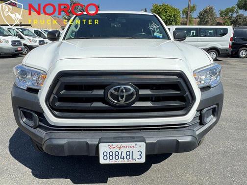 2022 Toyota Tacoma SR