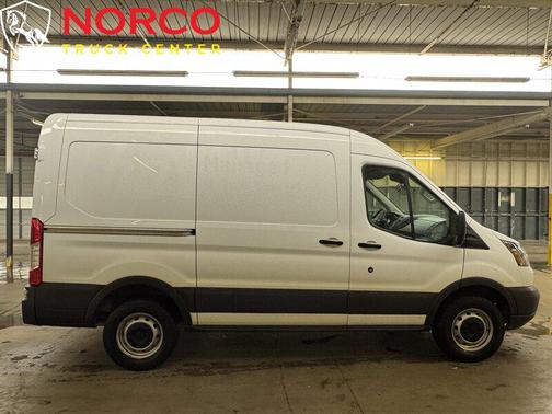 2018 Ford Transit-250 Base