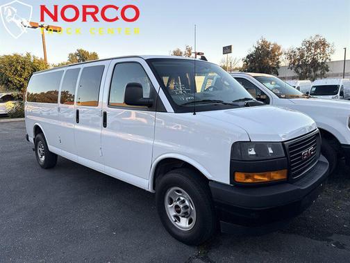 2023 GMC Savana 3500 RWD 3500 Extended Wheelbase LS