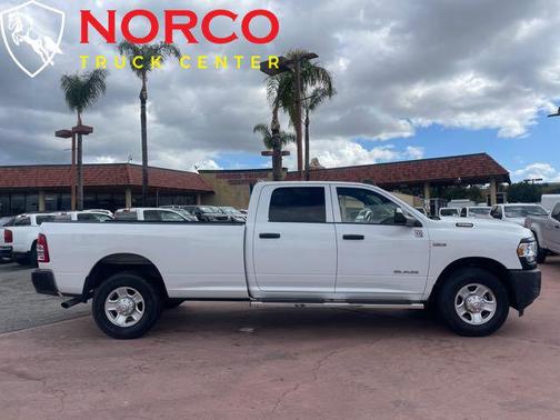 2021 RAM 3500 Tradesman Crew Cab 4x2 8' Box