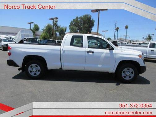 Photo 1 of 23 of 2016 Toyota Tundra SR