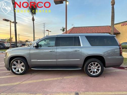 2019 Cadillac Escalade ESV Luxury