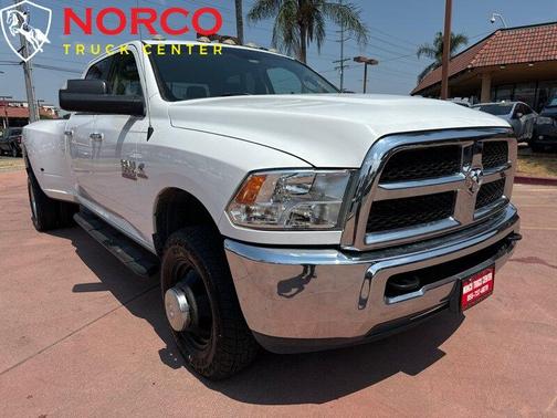 2018 RAM 3500 SLT Crew Cab 4x4 8' Box