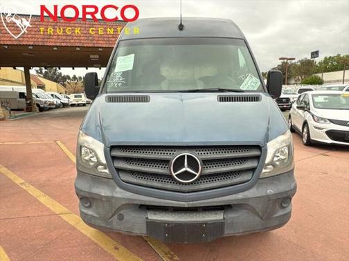 2018 Mercedes-Benz Sprinter 2500 Standard Roof