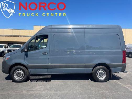 2019 Mercedes-Benz Sprinter 2500 Standard Roof