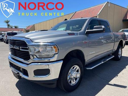 2021 RAM 2500 Big Horn Crew Cab 4x4 6'4' Box