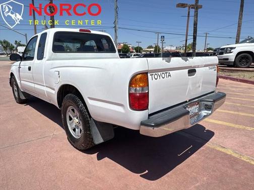 2002 Toyota Tacoma Base