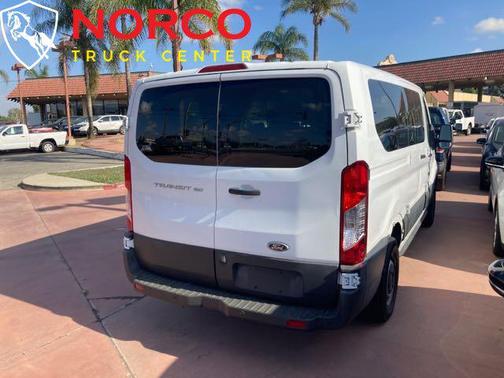 2017 Ford Transit-150 XLT