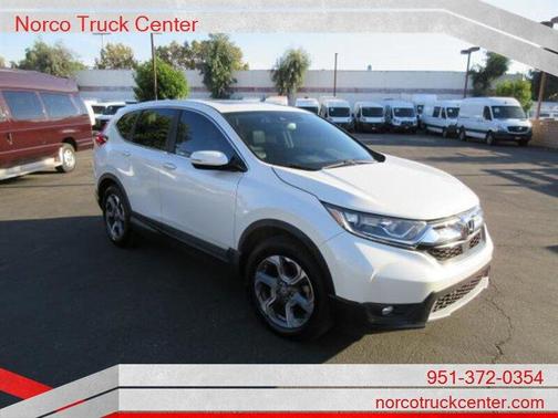 Photo 3 of 24 of 2017 Honda CR-V EX-L