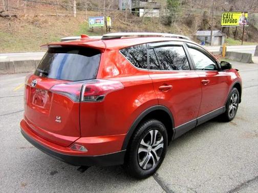 2016 Toyota RAV4 LE