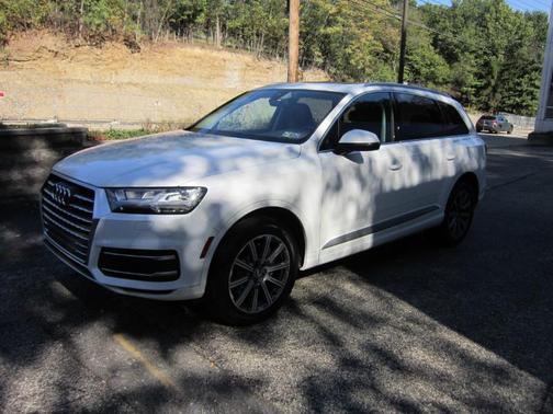 2019 Audi Q7 45 Premium Plus