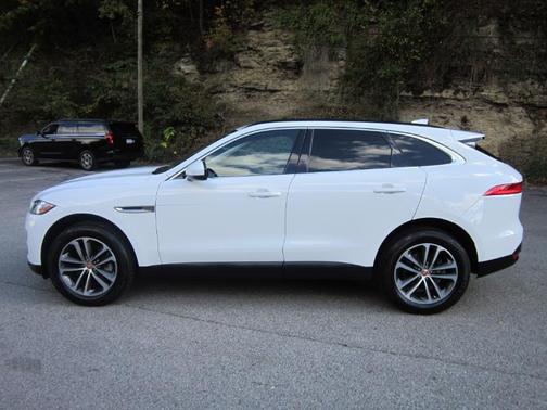 2019 Jaguar F-PACE 25t Premium