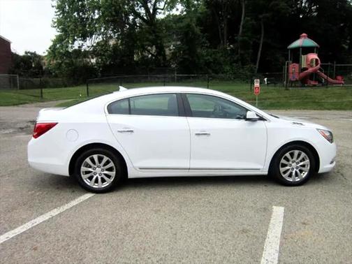 2014 Buick LaCrosse Base