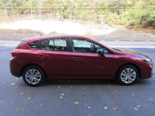 2018 Subaru Impreza 2.0i