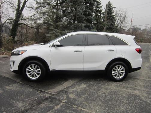 2019 Kia Sorento LX