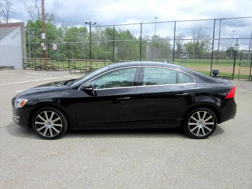 2016 Volvo S60 Inscription T5 Drive-E Premier