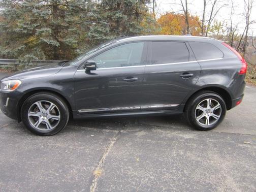 2015 Volvo XC60 T6 Premier Plus
