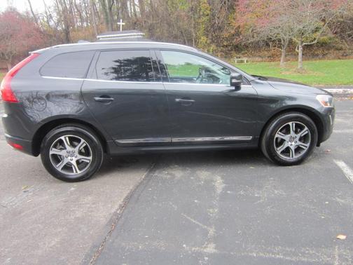2015 Volvo XC60 T6 Premier Plus