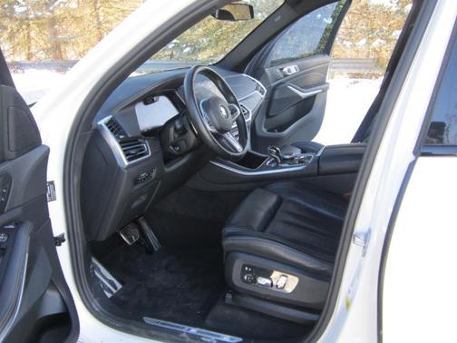 2022 BMW X5 sDrive40i