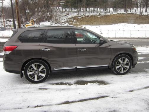 2015 Nissan Pathfinder Platinum