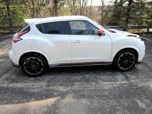 2015 Nissan Juke S AWD