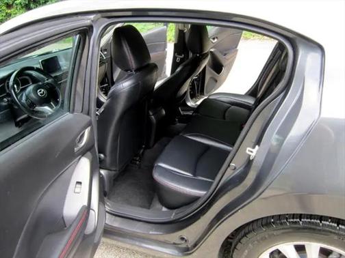 2016 Mazda Mazda3 s Grand Touring