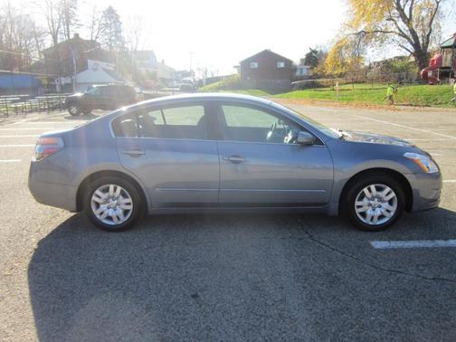 2010 Nissan Altima 2.5 S