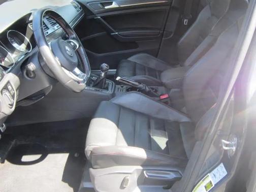 2019 Volkswagen Golf GTI 2.0T S 4-Door