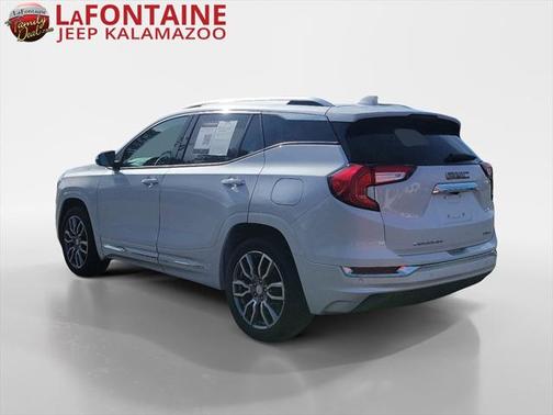 2023 GMC Terrain Denali