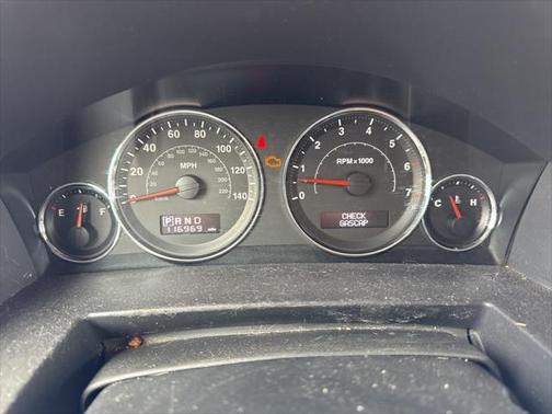 2008 Jeep Commander Sport