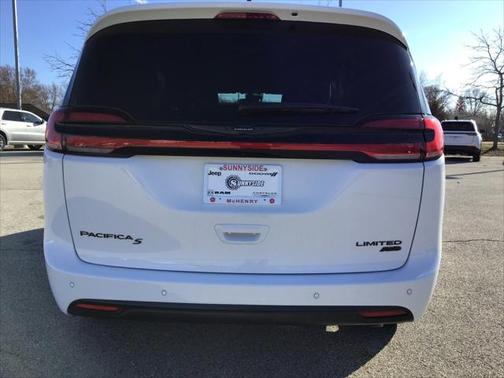 2025 Chrysler Pacifica Limited